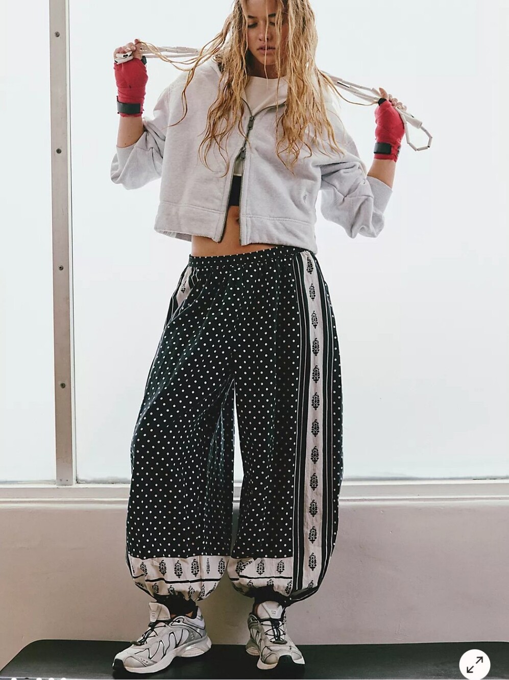 New Free People Movement On It Printed Balloon Pants, Sold Out Online - Picture 4 of 7